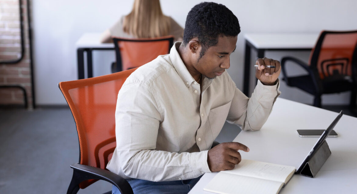 Quel est le rôle de la formation professionnelle continue à Abidjan ?